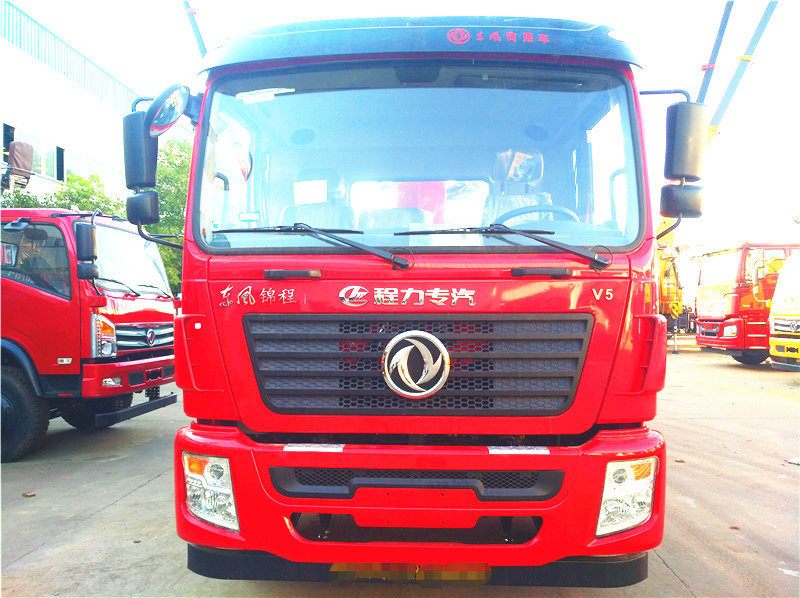 東風(fēng)錦程后八輪隨車(chē)吊三一吊機(jī)