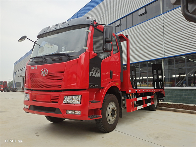 解放J6單橋平板運(yùn)輸車