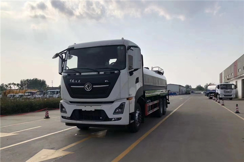 東風(fēng)天龍后八輪20噸噴霧車，國六綠化噴灑車
